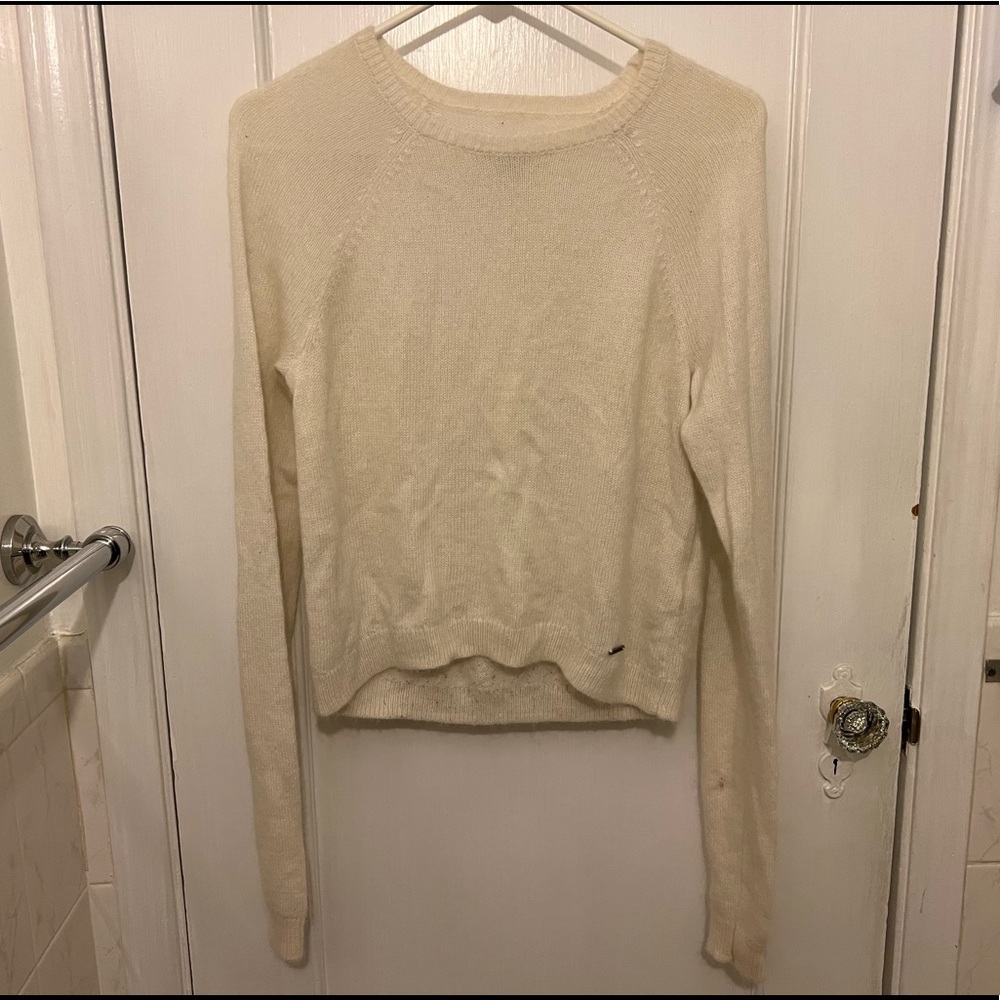 Abercrombie & Fitch off white/cream super soft sweater size:small